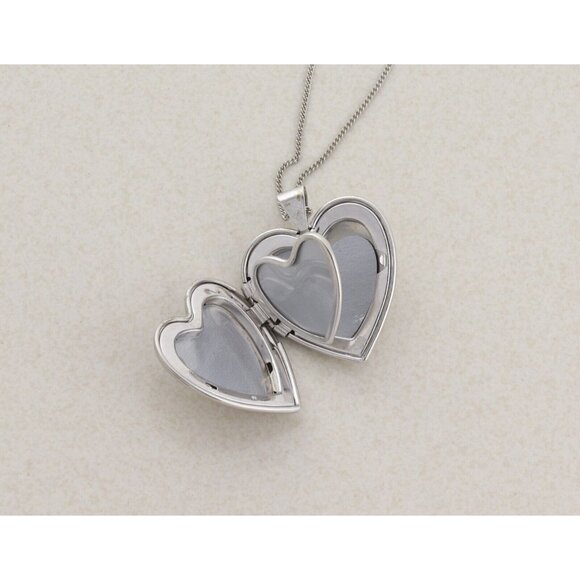 Sterling Silver Grandma Heart Locket Necklace 18" Chain - Picture 9 of 10